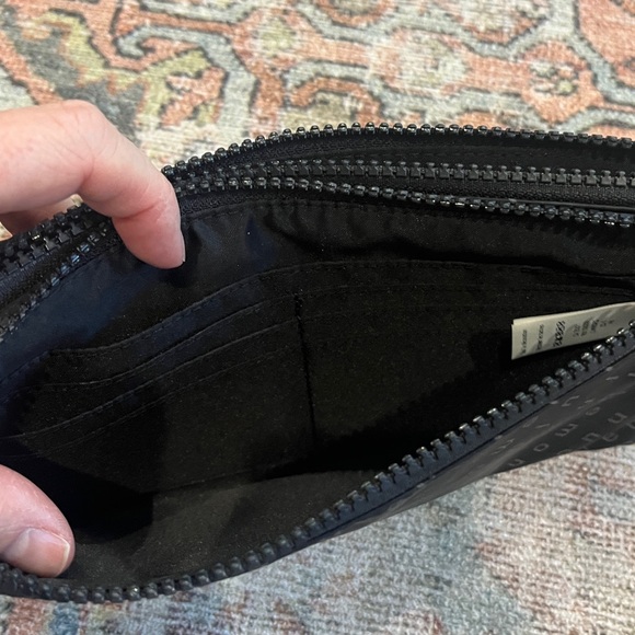 Lululemon wristlet wallet - Picture 6 of 8